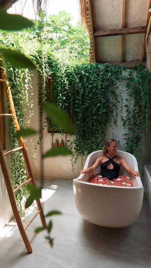 La Siesta Bungalows Only Adults Gili Air Exterior foto
